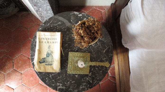 Chateaudun, Illiers, Chartres, Arville, Montdoubleau aout 2011 075