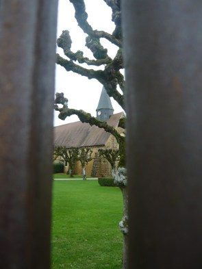 Place de l'église en Forterre