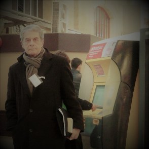 plan-americain-gare-manteau