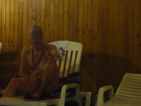 sauna-impudique-flou