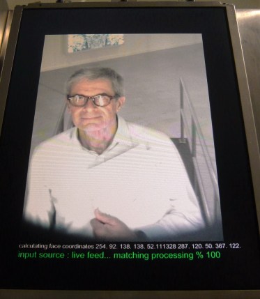 SPO Panacée, portrail au portail