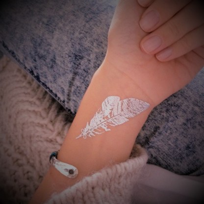 ephemère sur la peau de Virginie